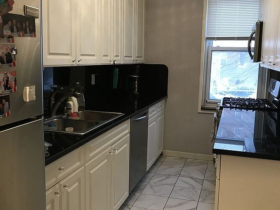 2nd image of 3202 Nostrand Ave APT 1L