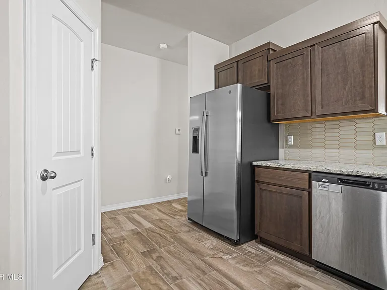 5064 Andrew Jorel Dr — Photo 8