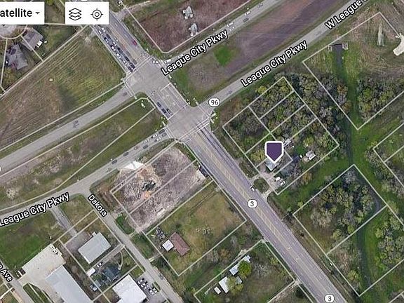 3rd image of 1604 Highway 3 S