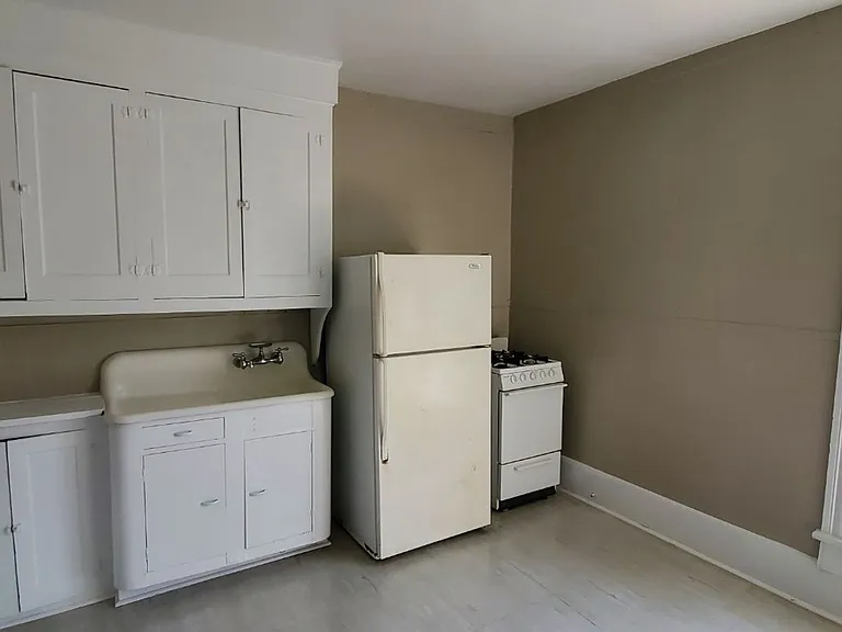 811 Walker Ave — Photo 12