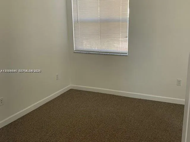 3355 NE 13th Circle Dr #10828 — Photo 10