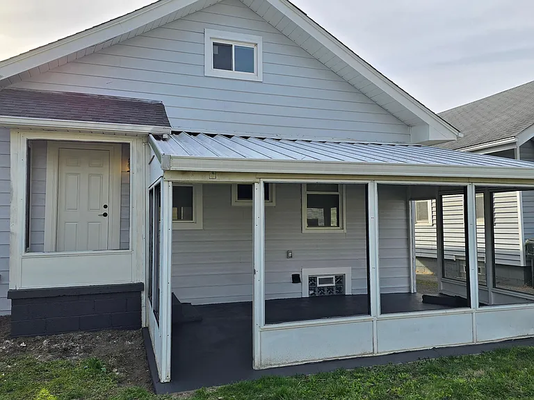 228 Belvidere Ave — Photo 10
