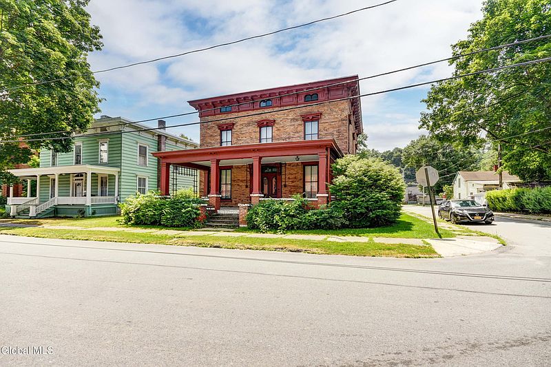 2nd image of 61 Mohawk Street