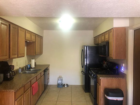 5th image of 13312 Monarch Dr NE