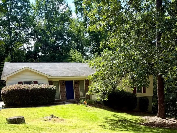7841 Edgewater Dr, Columbus, GA 31904