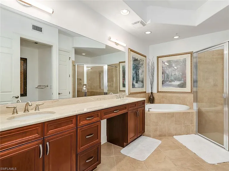 8060 Players Cove Dr #101 — Photo 29