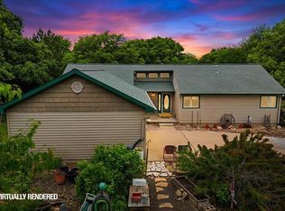 23178 Barrus Rd, Glenwood, IA 51534