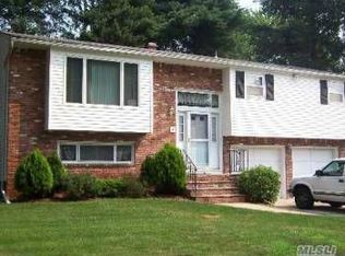 183 Pacific St, Port Jefferson Station, NY 11776