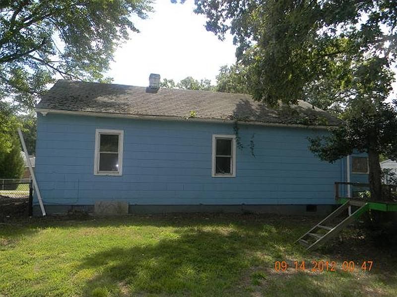 2nd image of 3000 Goolsby Ave