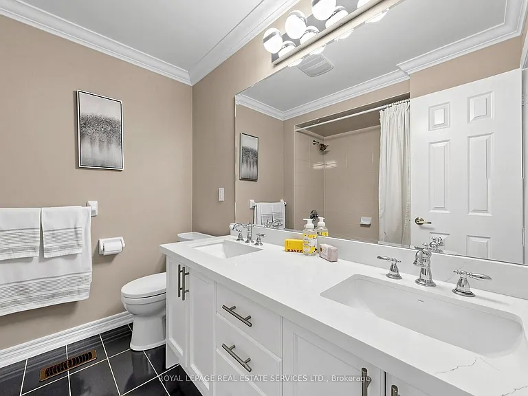 1158 Atkins Dr — Photo 35
