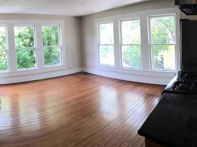 423 W Craig Pl #2 — Photo 6