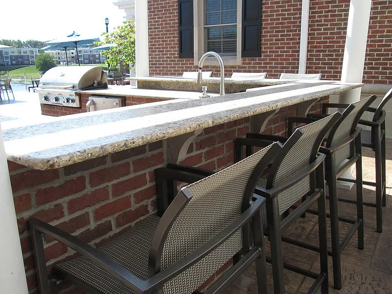 Solana Apartments — Photo 16