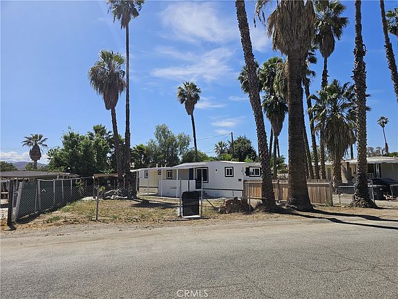 4th image of 22775 Raymond Rd