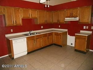 2nd image of 5136 E Evergreen St Unit 1104