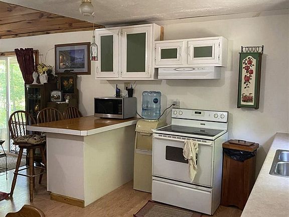 2nd image of 9030 Boelter Lake Dr