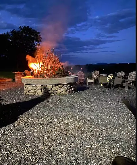 716 Albany Post Rd — Photo 13