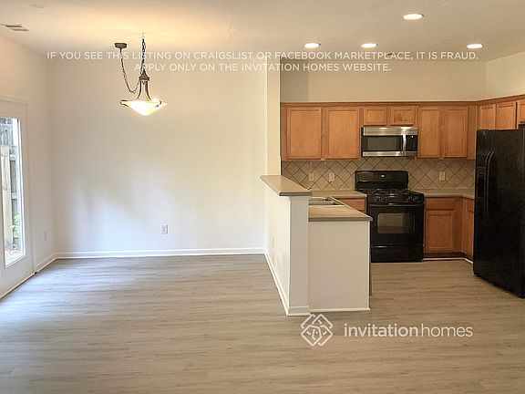 4th image of 116 Creekwood Trl