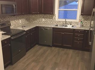 3100 N 3rd St, Clinton, IA 52732