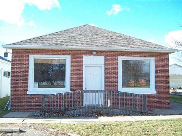 1st image of 127 N Galena Ave