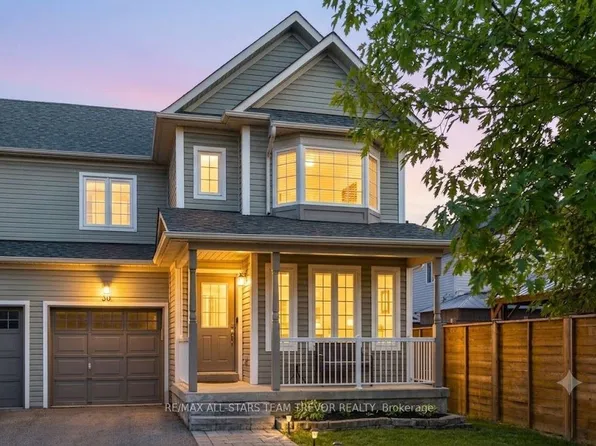 30 Laurendale Ave, Georgina, ON L4P 4A8