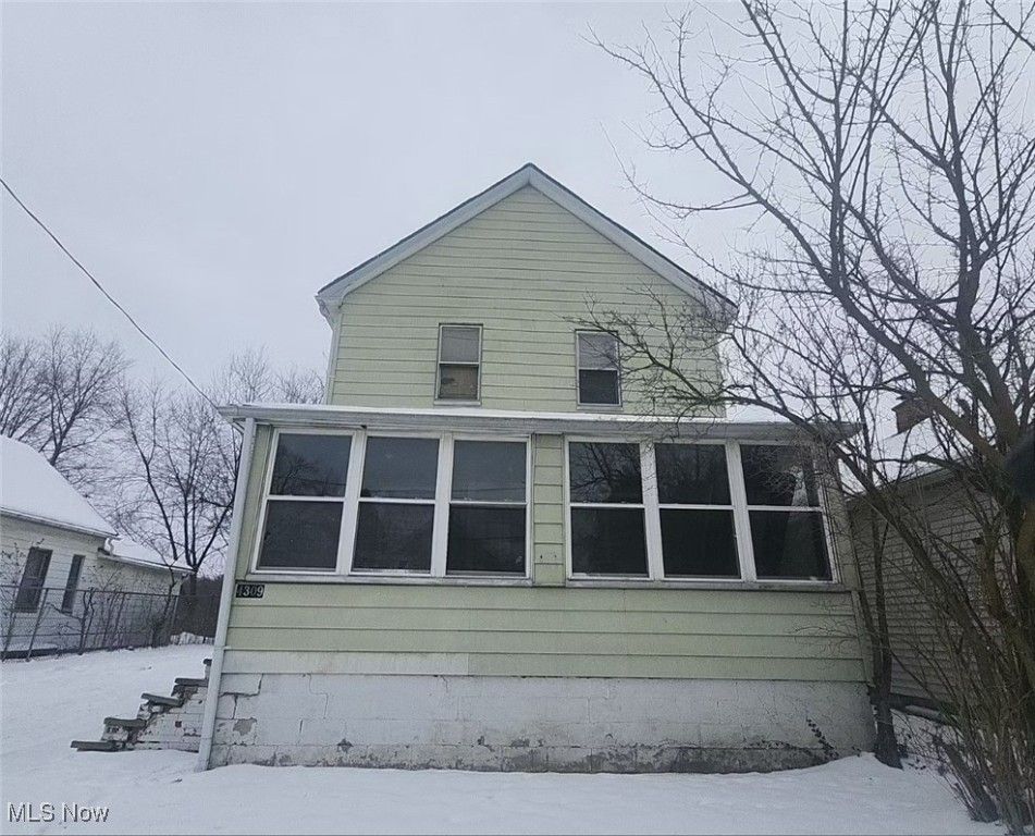 Real estate listing image