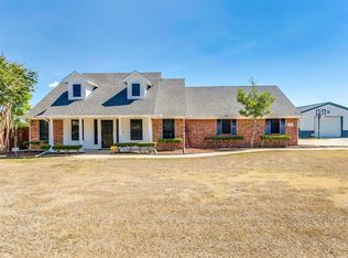 3110 N Mockingbird Ln, Midlothian, TX 76065
