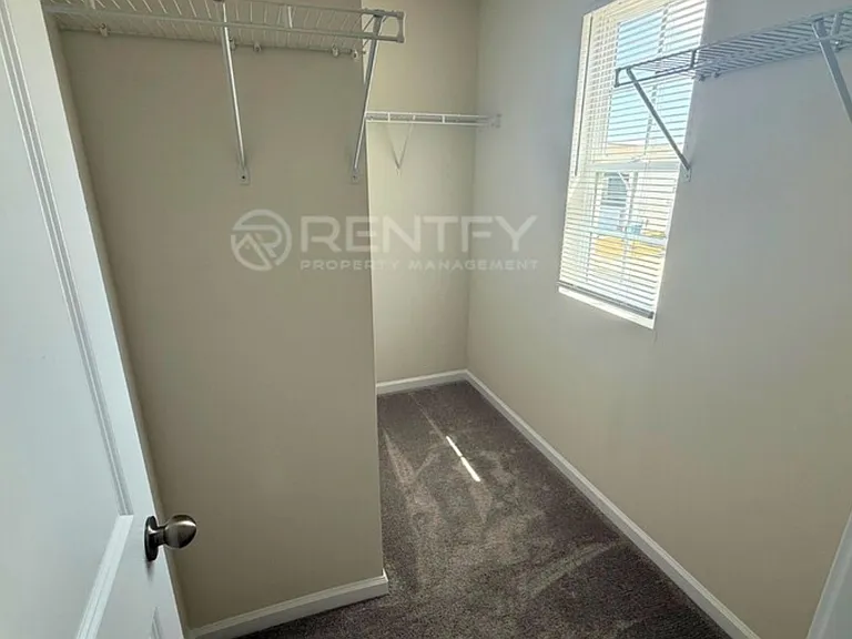 2802 Legacy Ridge Ln — Photo 10