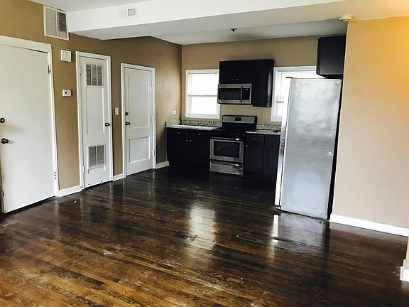 2nd image of 1248 N Keeler Ave #2
