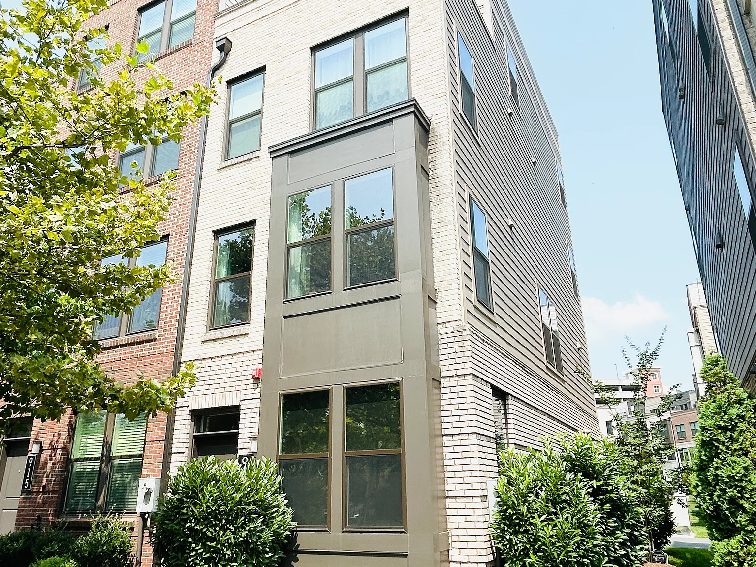 3 bed, 1791 sqft, $3,750 — Photo 2