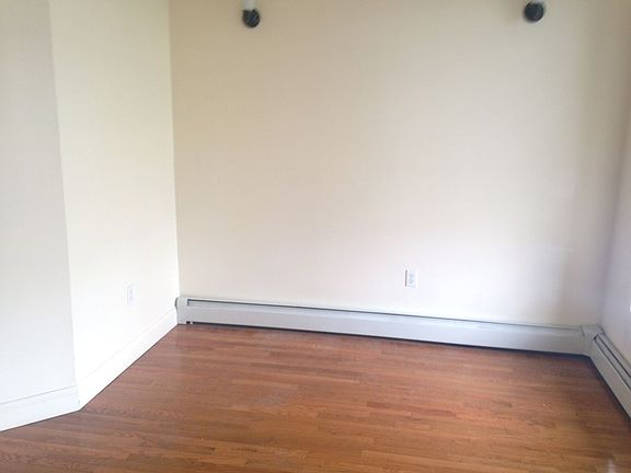 3rd image of 86 E 111th St APT 3