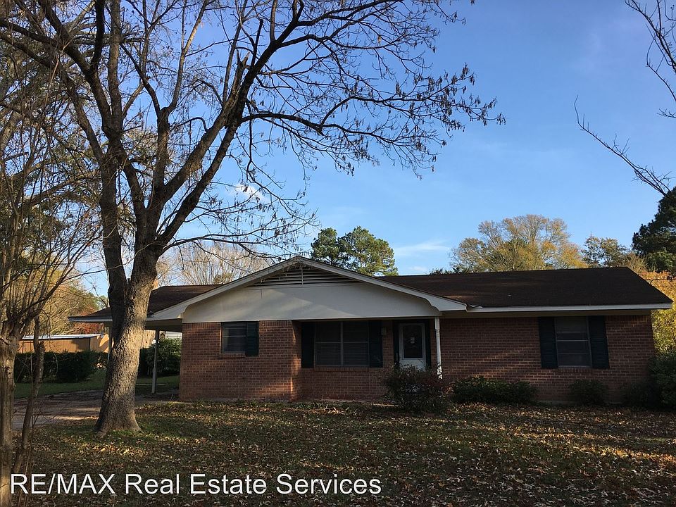 1st image of 8455 Parkdale Dr