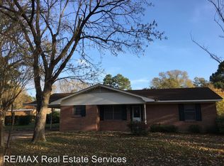 8455 Parkdale Dr, Shreveport, LA 71108