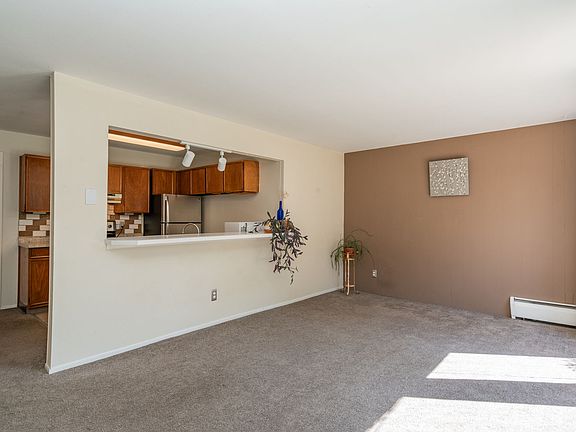 4th image of 1895 Alpine Ave APT A1