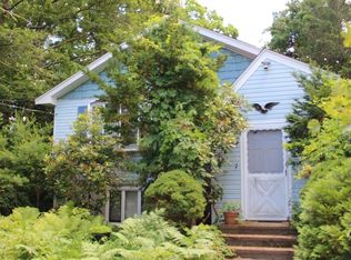 18 Wilson St, Wareham, MA 02571