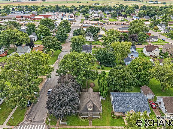 3rd image of 509 7th St