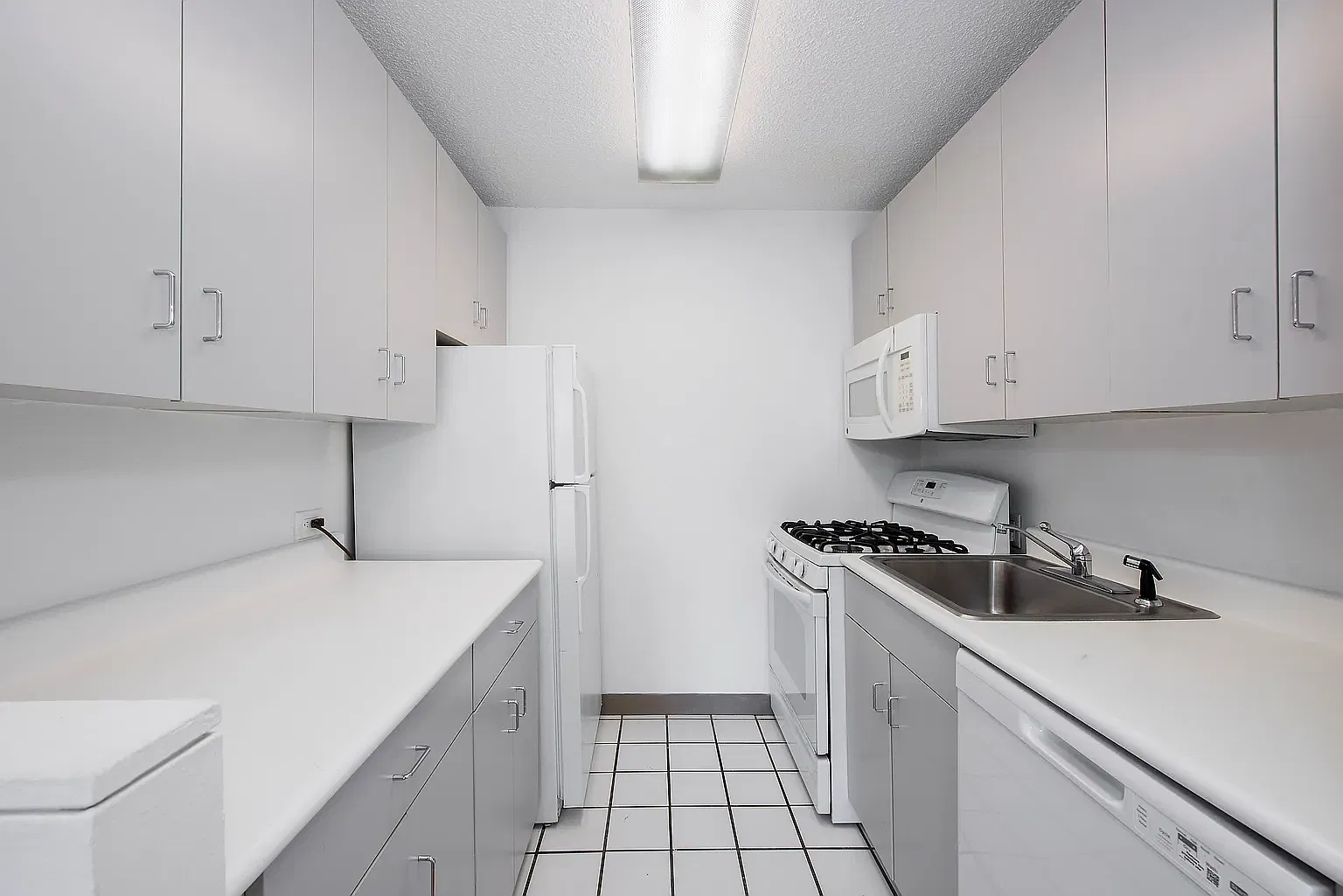 429 East 52nd Street — Photo 1