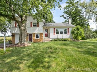 8639 Taylor St, Zeeland, MI 49464