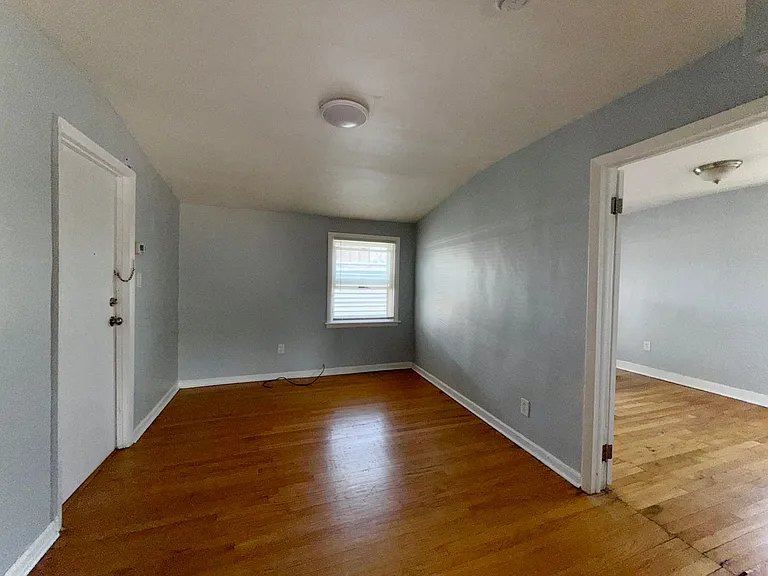 2531 N Tripp Ave — Photo 13