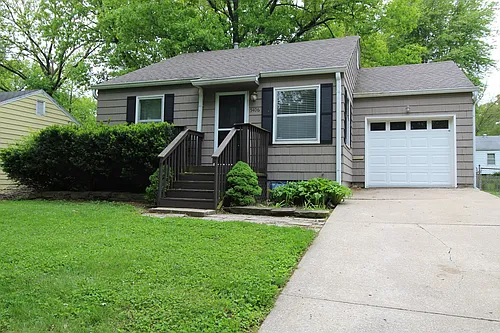 5406 Cedar St Photo 1