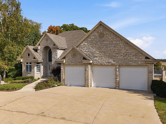 2nd image of N438 Beverly DRIVE
