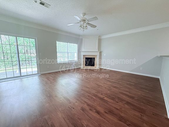 4th image of 296 Azalea Cir