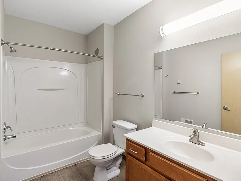 Blue Ribbon Lofts — Photo 11