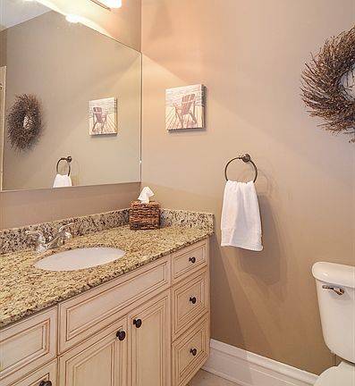 2nd Bathroom