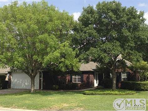 1st image of 4615 Oxford Dr