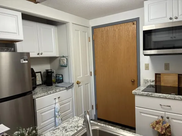 5951 N Skeel Ave Unit 307, Oscoda, MI 48750