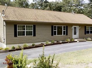 170 Whispering Pine Rd, Dingmans Ferry, PA 18328