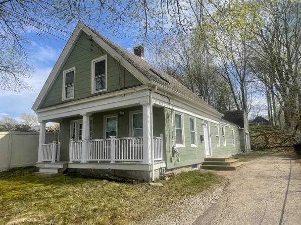 42 E Main St, Webster, MA 01570