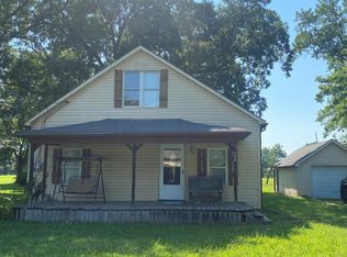 631 S 35th St, Parsons, KS 67357