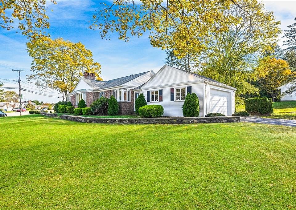 11 Lawnacre Dr, Cranston, RI 02920 Zillow