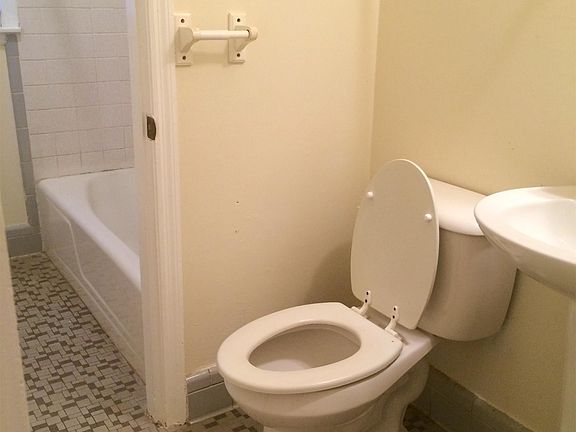 Full bathroom, with Jack-and-Jill attached 1/2 bath